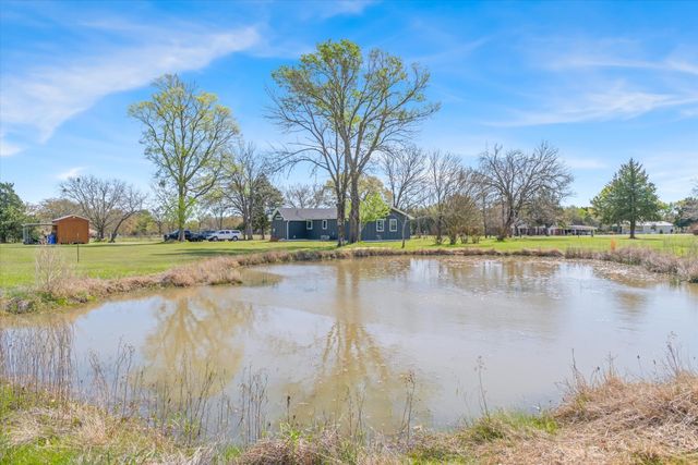 2610 Vz County Road 3105, Edgewood, TX 75117