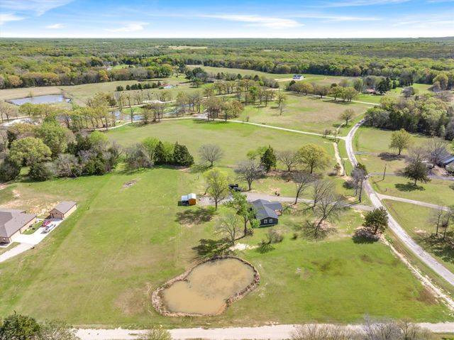 2610 Vz County Road 3105, Edgewood, TX 75117