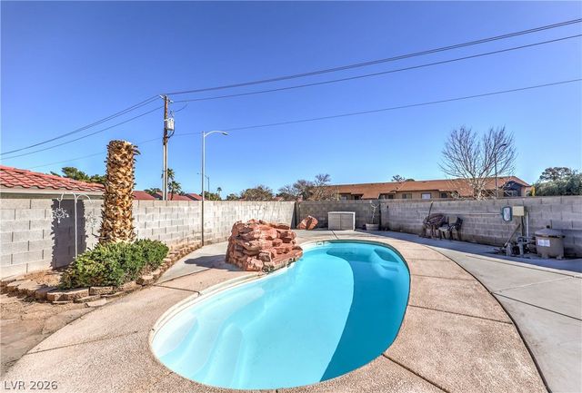 1833 Palo Alto Circle, Las Vegas, NV 89108