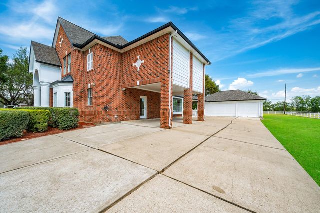 7211 Savannah Glen Lane, Richmond, TX 77469