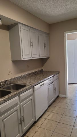 1500 Blackwell Drive, Irving, TX 75061