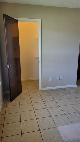 1500 Blackwell Drive, Irving, TX 75061