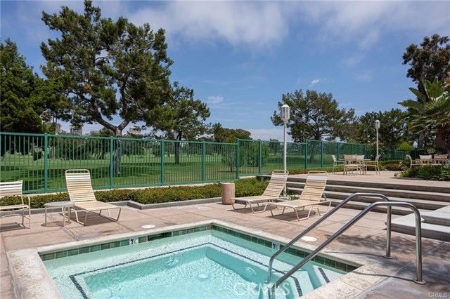 358 Villa Point, Newport Beach, CA 92660