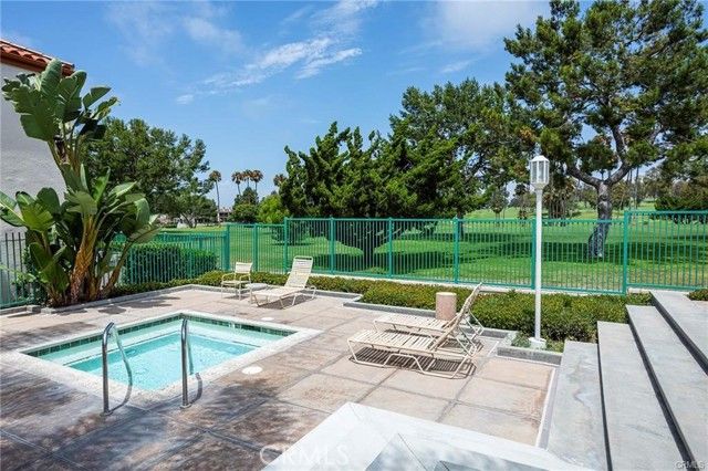 358 Villa Point, Newport Beach, CA 92660