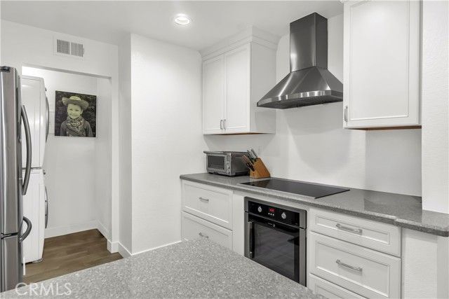 358 Villa Point, Newport Beach, CA 92660