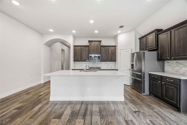 9314 Eckert Road, Iowa Colony, TX 77583