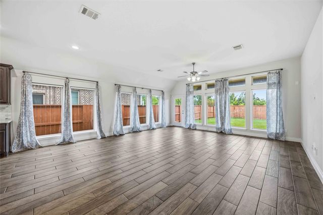9314 Eckert Road, Iowa Colony, TX 77583