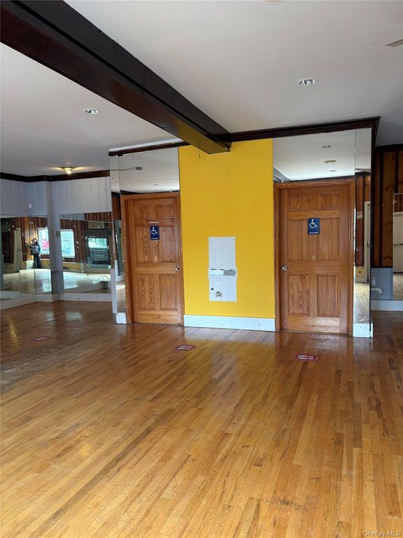 101-105-107 Lockwood, Yonkers, NY 10701 — photo 4