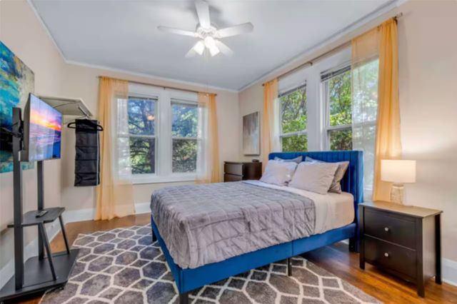 4303 Vandelia Street, Dallas, TX 75219