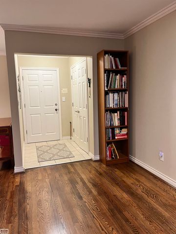 1115 N Old Woodward Avenue, Birmingham, MI 48009