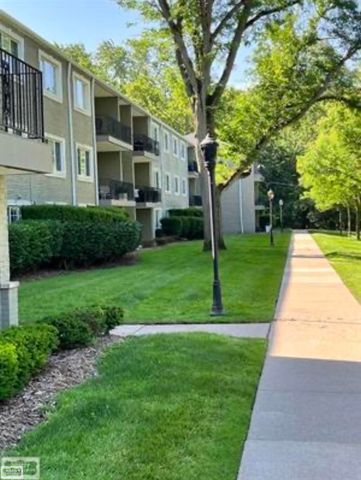 1115 N Old Woodward Avenue, Birmingham, MI 48009