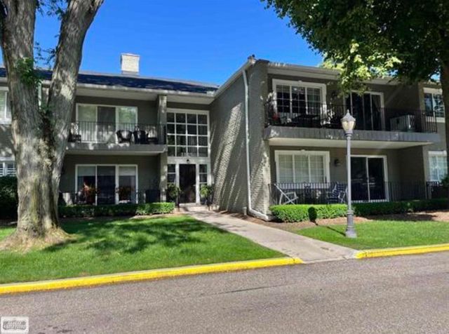 1115 N Old Woodward Avenue, Birmingham, MI 48009