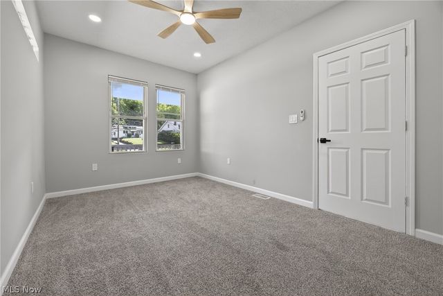 3226 W Ridgewood Drive, Parma, OH 44134