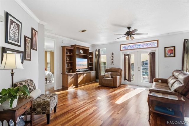 7724 W Sunmar Sample Lane, Dunnellon, FL 34433