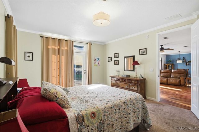 7724 W Sunmar Sample Lane, Dunnellon, FL 34433