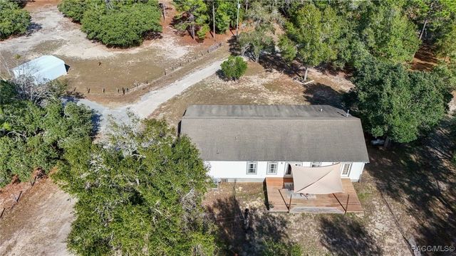 7724 W Sunmar Sample Lane, Dunnellon, FL 34433