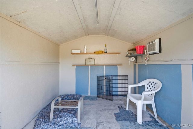 7724 W Sunmar Sample Lane, Dunnellon, FL 34433