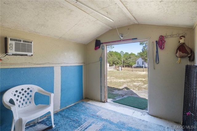 7724 W Sunmar Sample Lane, Dunnellon, FL 34433