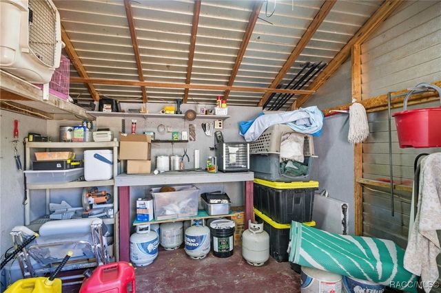 7724 W Sunmar Sample Lane, Dunnellon, FL 34433