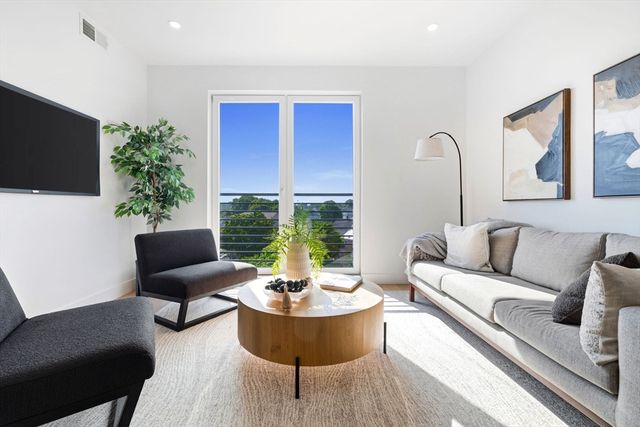 66 Mcgrath 310, Quincy, MA 02169