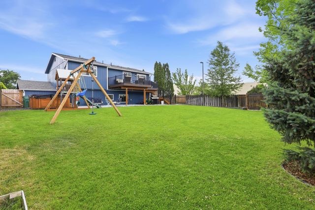 7644 N Wiscomb Dr, Spokane, WA 99208