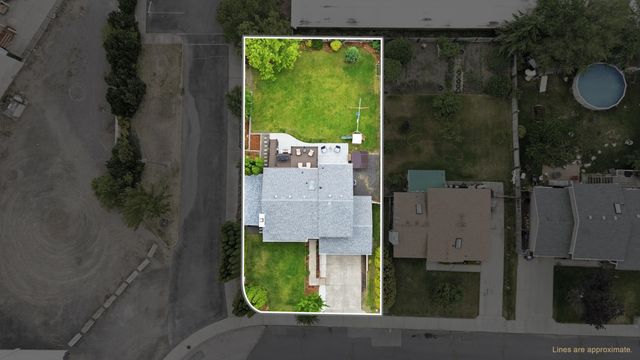 7644 N Wiscomb Dr, Spokane, WA 99208