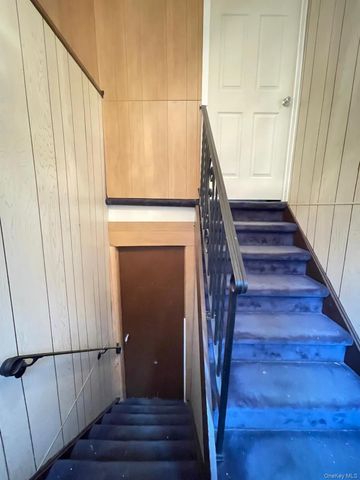 8 Albie Drive, Hyde Park, NY 12538