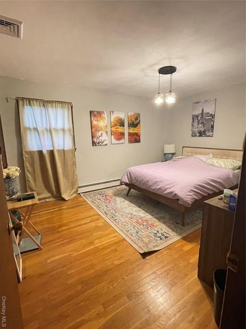 8 Albie Drive, Hyde Park, NY 12538