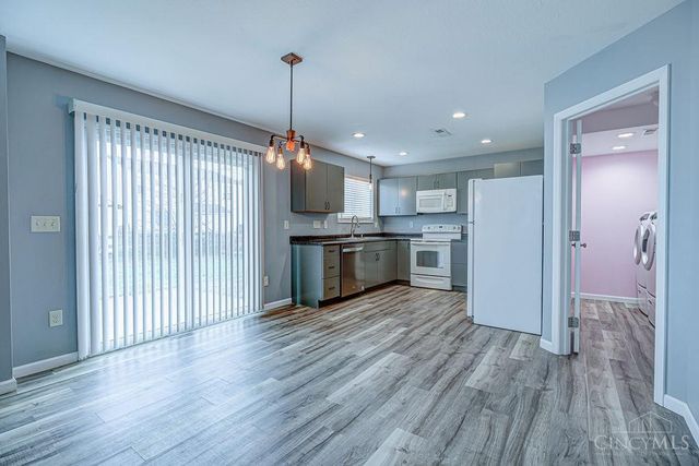 105 Day Place, Trenton, OH 45067