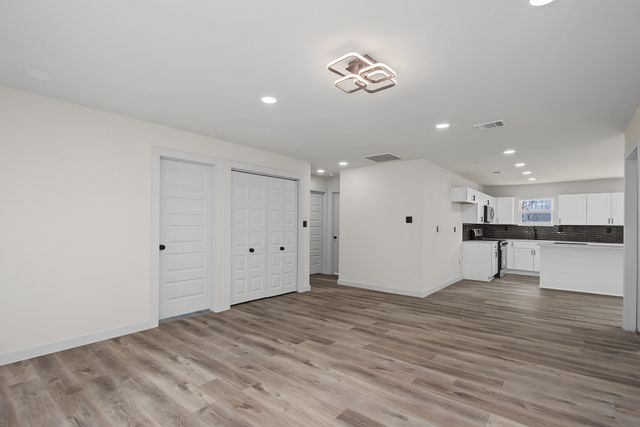 1101 Fouts Drive, Irving, TX 75061