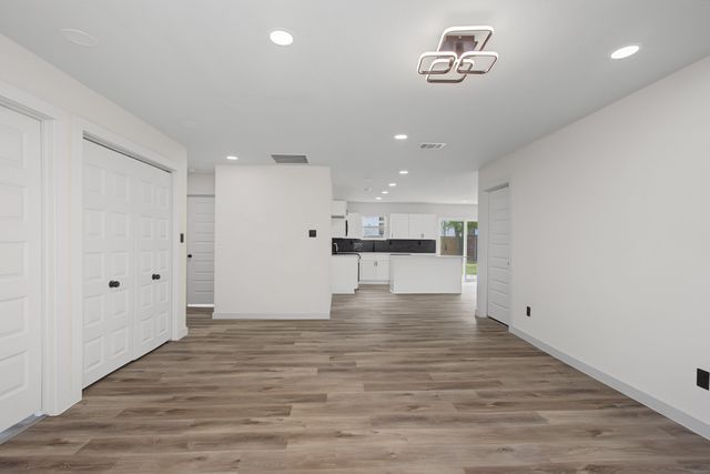 1101 Fouts Drive, Irving, TX 75061