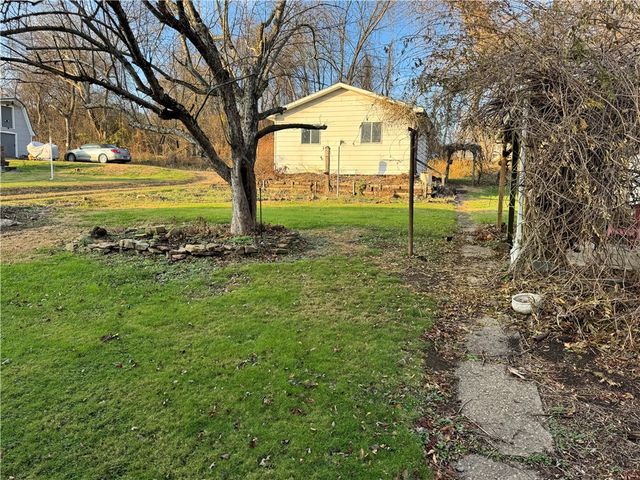 327 Rocktown Road, East Huntingdon, PA 15688