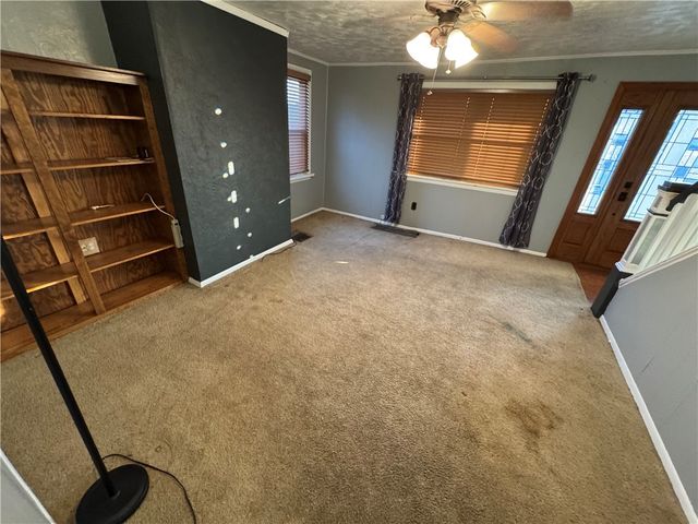 327 Rocktown Road, East Huntingdon, PA 15688