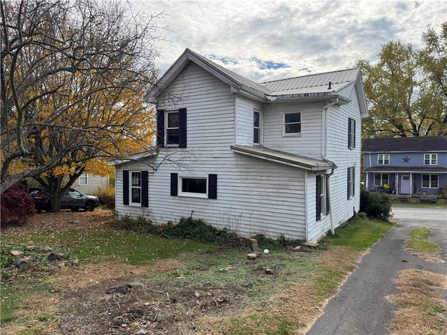 327 Rocktown Road, East Huntingdon, PA 15688