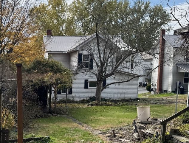 327 Rocktown Road, East Huntingdon, PA 15688