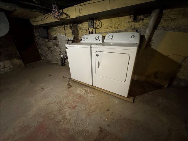 327 Rocktown Road, East Huntingdon, PA 15688