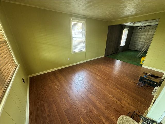 327 Rocktown Road, East Huntingdon, PA 15688