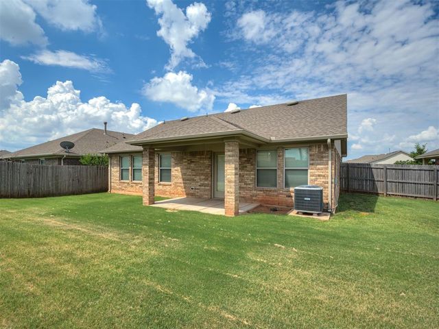 2341 NW 191st Court, Edmond, OK 73012