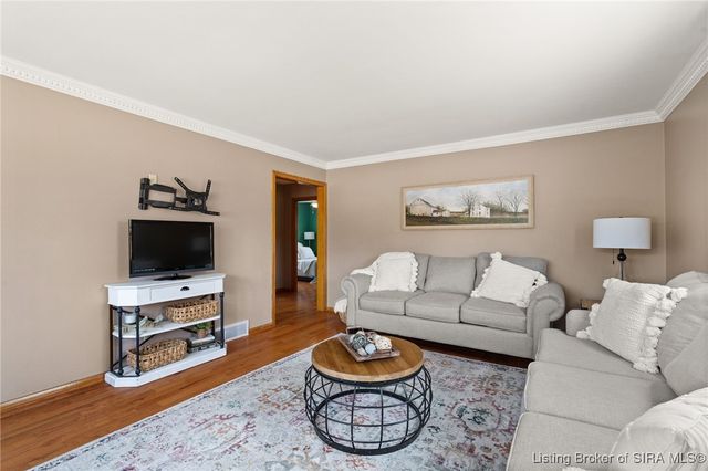 723 Martha Avenue, Jeffersonville, IN 47130