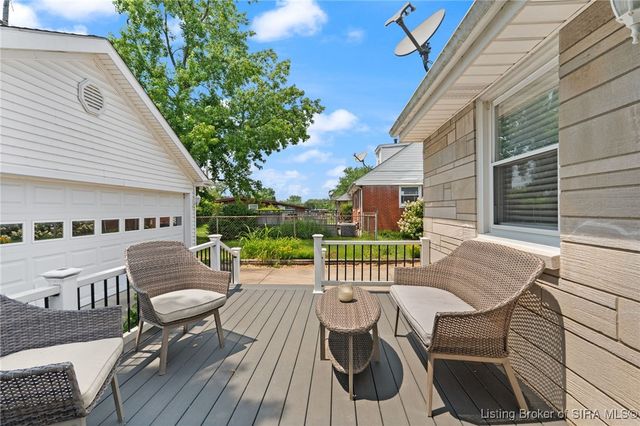 723 Martha Avenue, Jeffersonville, IN 47130