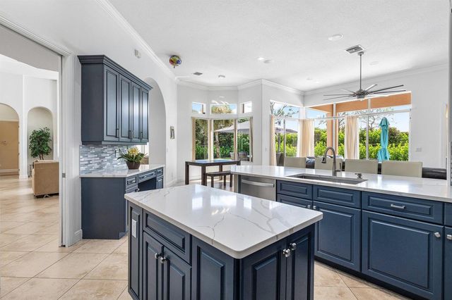 3381 Lago De Talavera, Lake Worth, FL 33467
