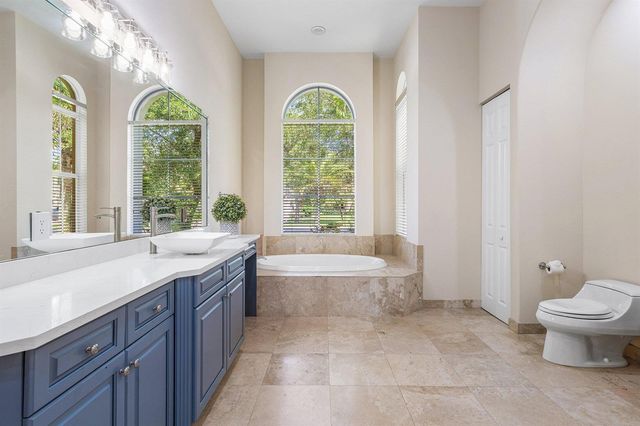 3381 Lago De Talavera, Lake Worth, FL 33467