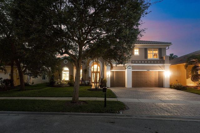 3381 Lago De Talavera, Lake Worth, FL 33467