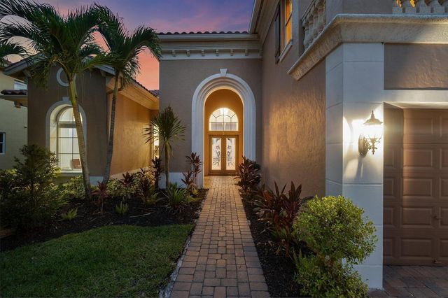 3381 Lago De Talavera, Lake Worth, FL 33467