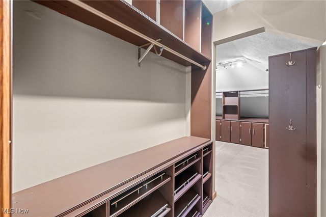 14910 Crimson King Trail, Chardon, OH 44024