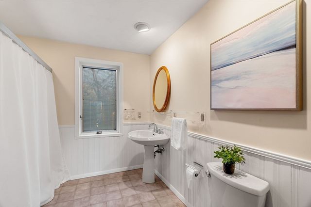 24 Seaview Ln, Newbury, MA 01951