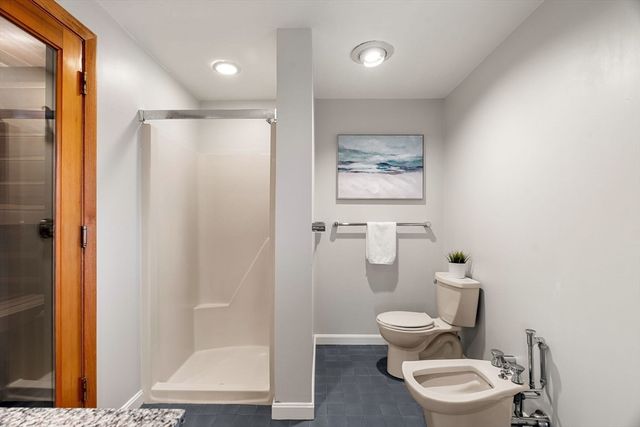 24 Seaview Ln, Newbury, MA 01951