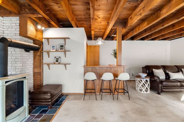 24 Seaview Ln, Newbury, MA 01951