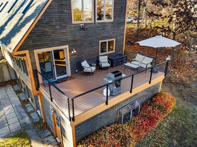 24 Seaview Ln, Newbury, MA 01951