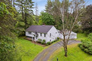 8 Willow Spring Lane, Hanover, NH 03755